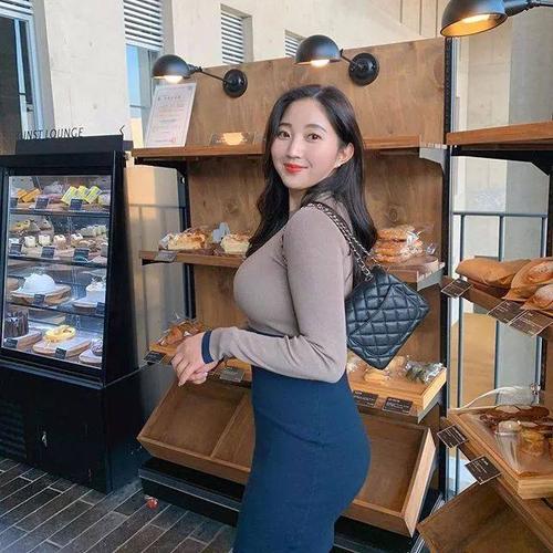 男神执事团手游百度版下载